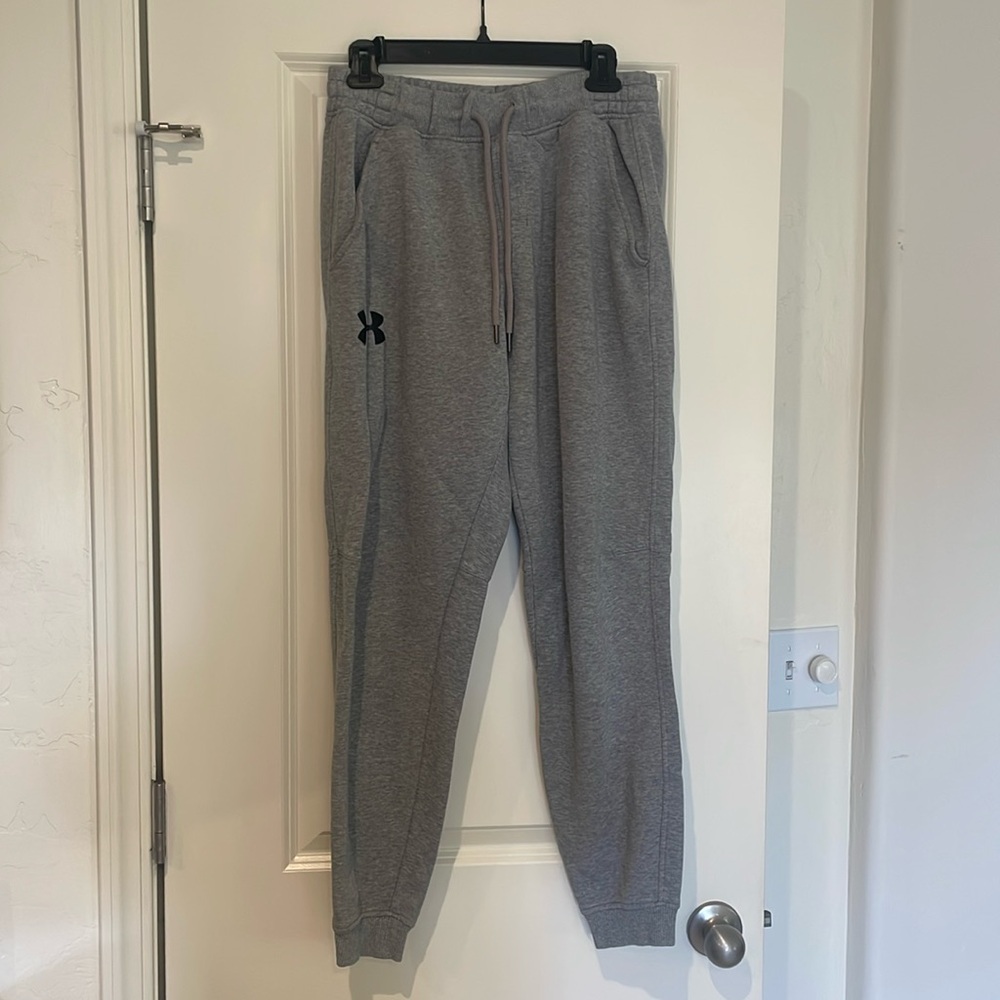 Men’s under armour grey jogger sweatpants size large